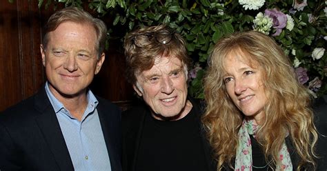 robert redford wife and kids.